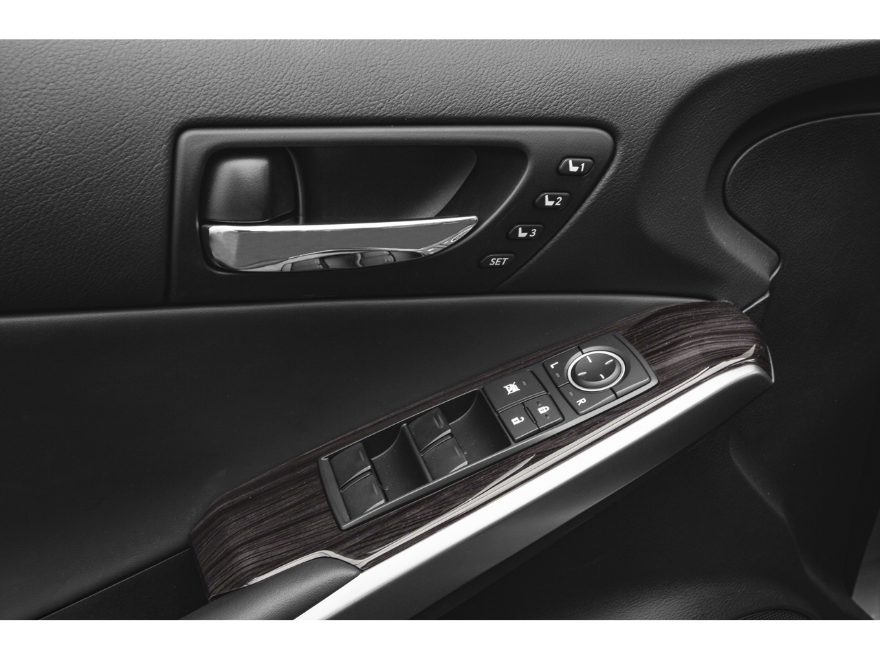 2015 Lexus IS 250 Crafted Line