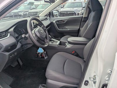 2025 Toyota RAV4 Hybrid LE