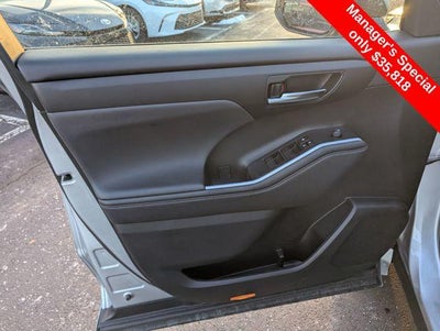 2023 Toyota Highlander XLE