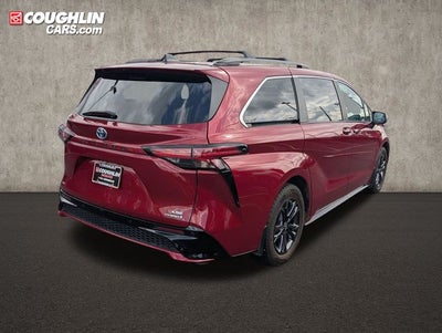2024 Toyota Sienna XSE 7 Passenger