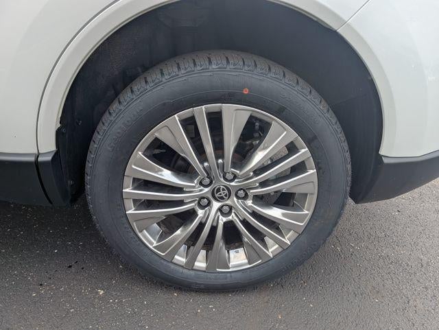 2023 Toyota Venza XLE
