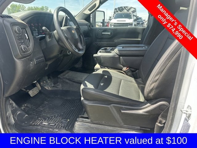 2025 Chevrolet Silverado 3500HD CC Work Truck