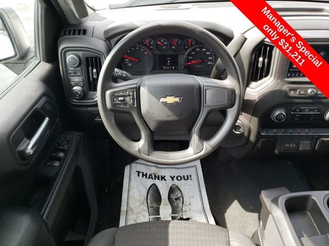 2022 Chevrolet Silverado 1500 4WD Crew Cab 147" Custom