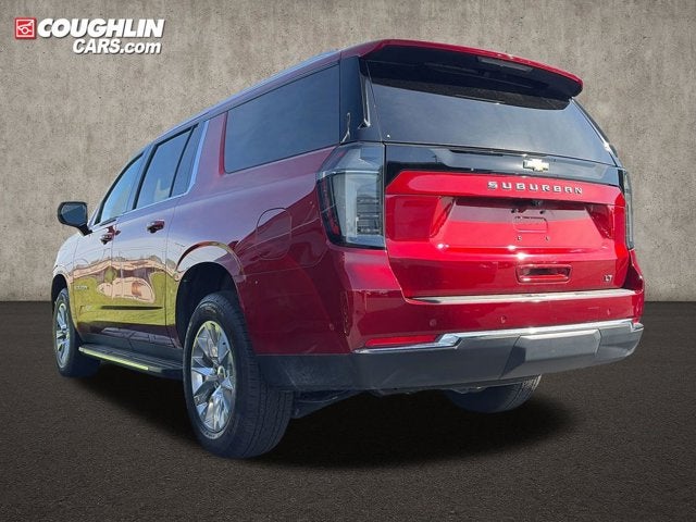 2025 Chevrolet Suburban LT