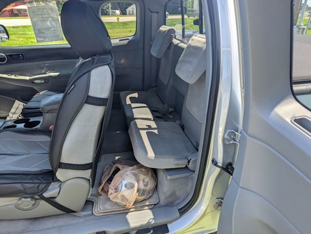 2010 Toyota Tacoma 4WD Access I4 MT (Natl)