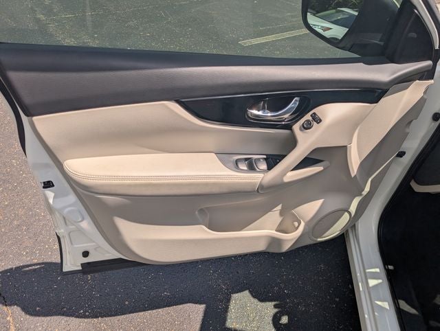 2018 Nissan Rogue Sport SV