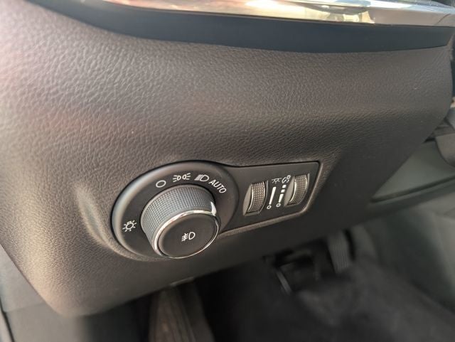 2022 Jeep Compass Base