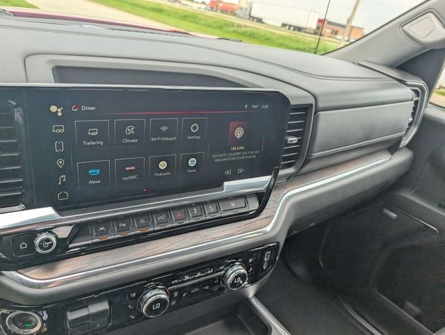 2024 GMC Sierra 1500 SLT