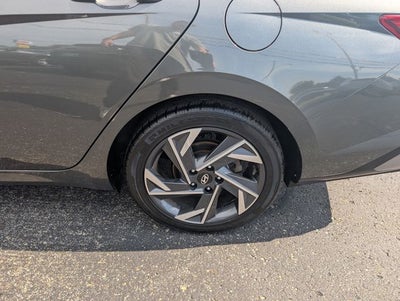 2025 Hyundai Elantra Limited