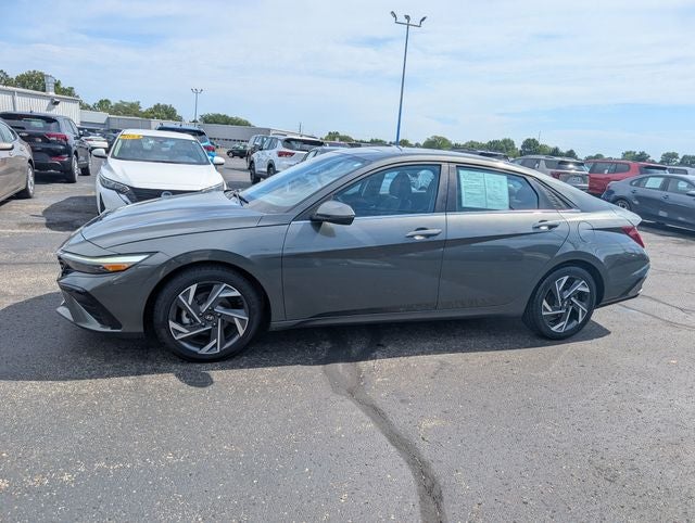 2025 Hyundai Elantra Limited