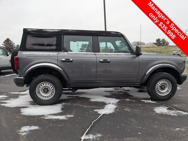 2023 Ford Bronco Base