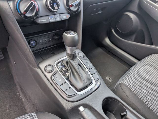 2021 Hyundai Kona SEL Plus