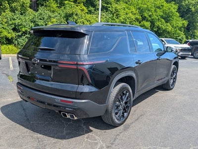 2024 Chevrolet Traverse FWD LT