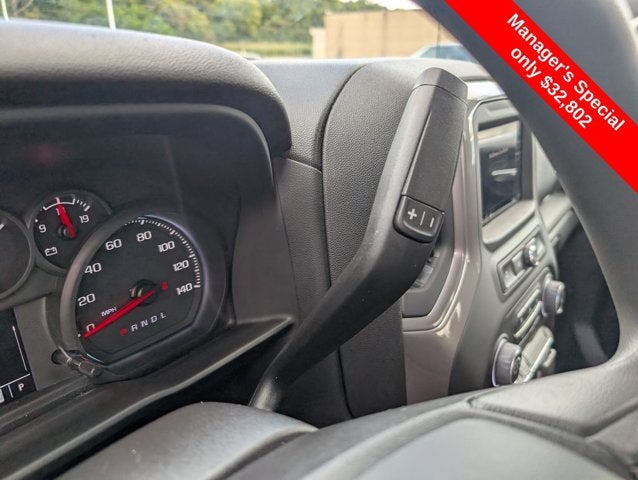 2023 Chevrolet Silverado 1500 4WD Crew Cab 147" Custom