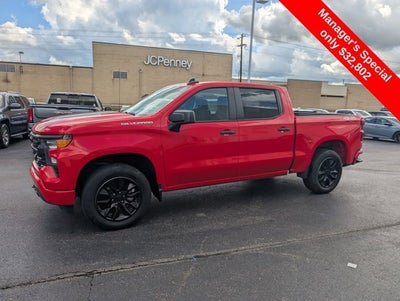 2023 Chevrolet Silverado 1500 4WD Crew Cab 147" Custom