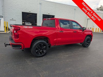 2023 Chevrolet Silverado 1500 4WD Crew Cab 147" Custom