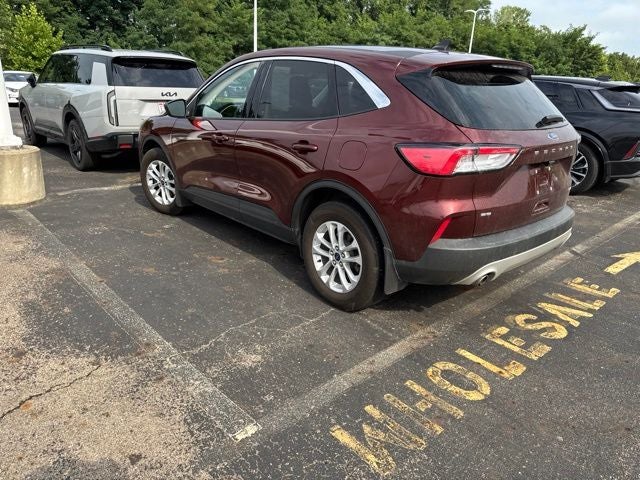 2021 Ford Escape SE
