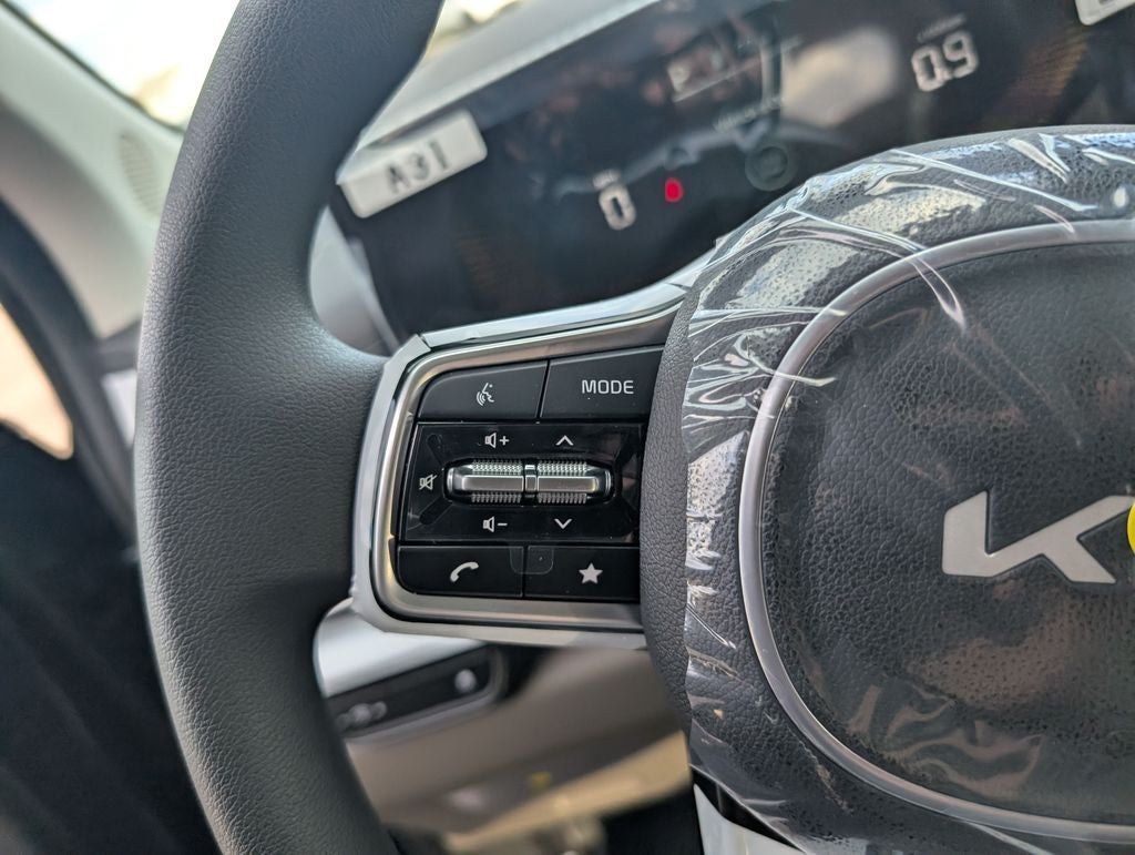 2026 Kia Carnival LX