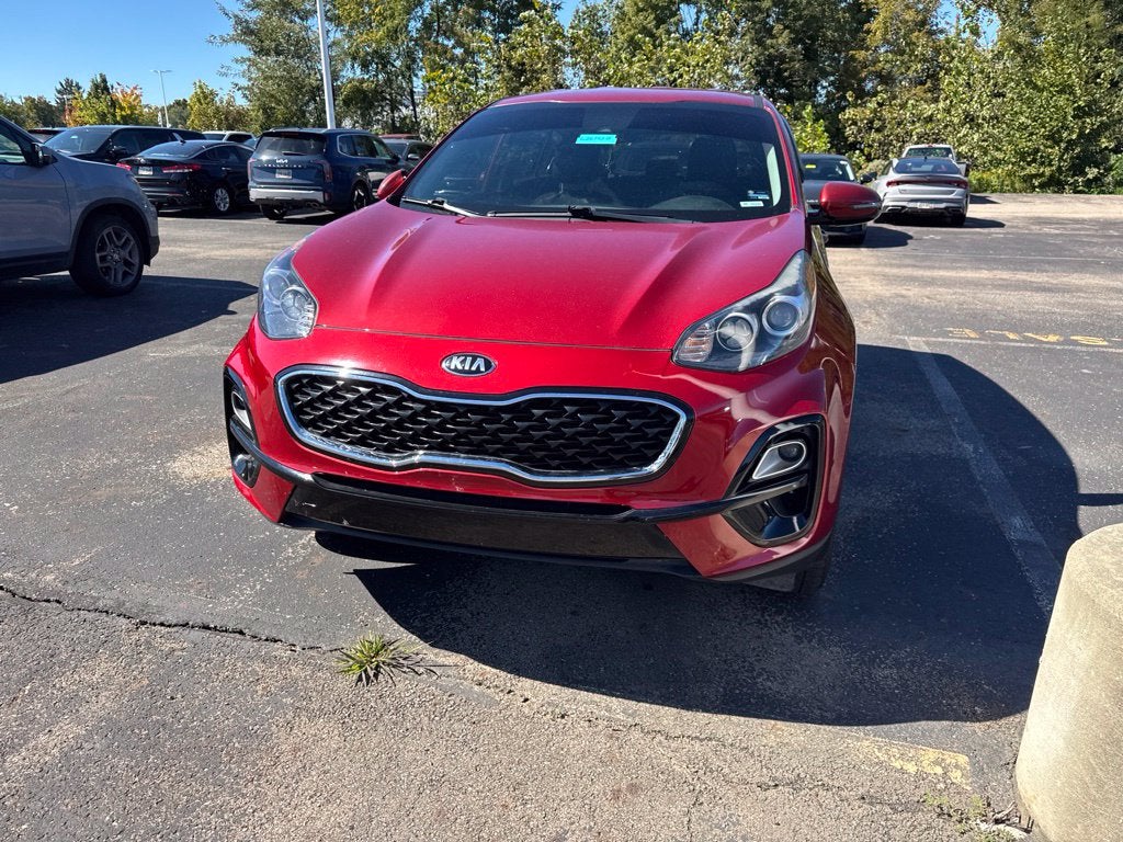 Used 2021 Kia Sportage LX with VIN KNDPMCAC6M7938112 for sale in Lancaster, OH