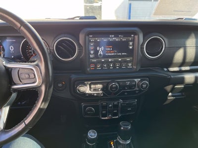 2022 Jeep Gladiator Overland