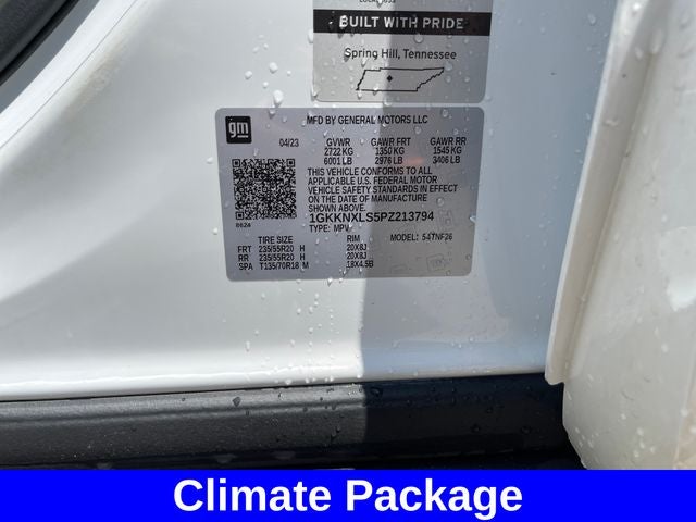 2023 GMC Acadia Denali