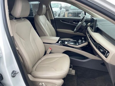 2023 Lincoln Nautilus Standard