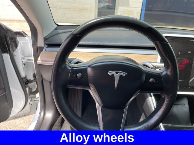 2019 Tesla Model 3 Base
