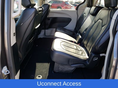 2017 Chrysler Pacifica Touring L Plus