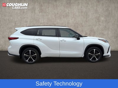 2022 Toyota Highlander XSE