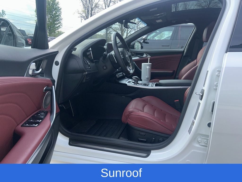 2023 Kia Stinger GT2