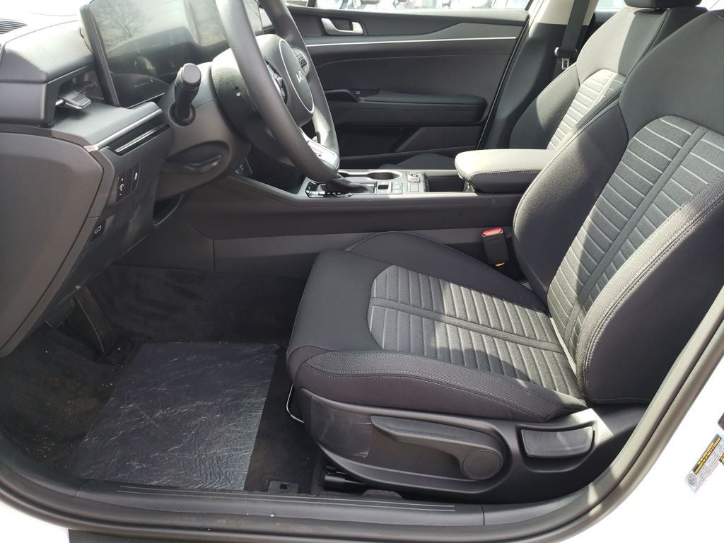 2026 Kia K5 LXS