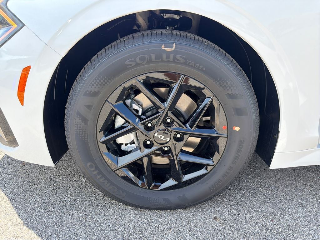 2026 Kia K5 LXS