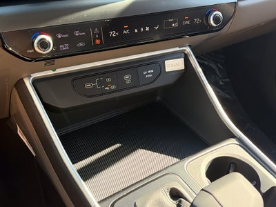 2027 Kia Carnival LX