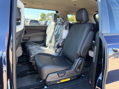 2027 Kia Carnival EX