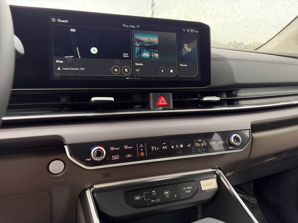 2027 Kia Carnival EX