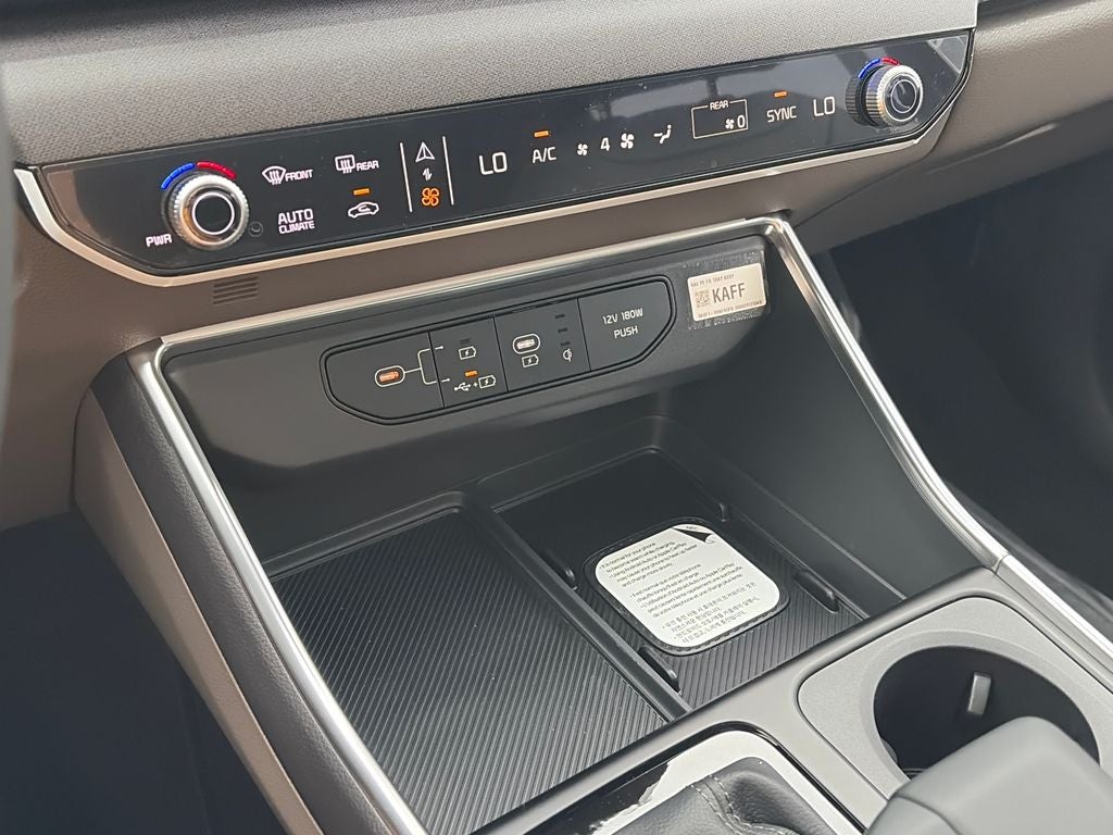 2027 Kia Carnival SX