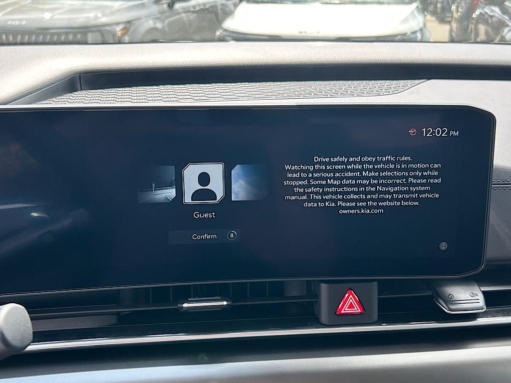 2025 Kia Carnival Hybrid SX