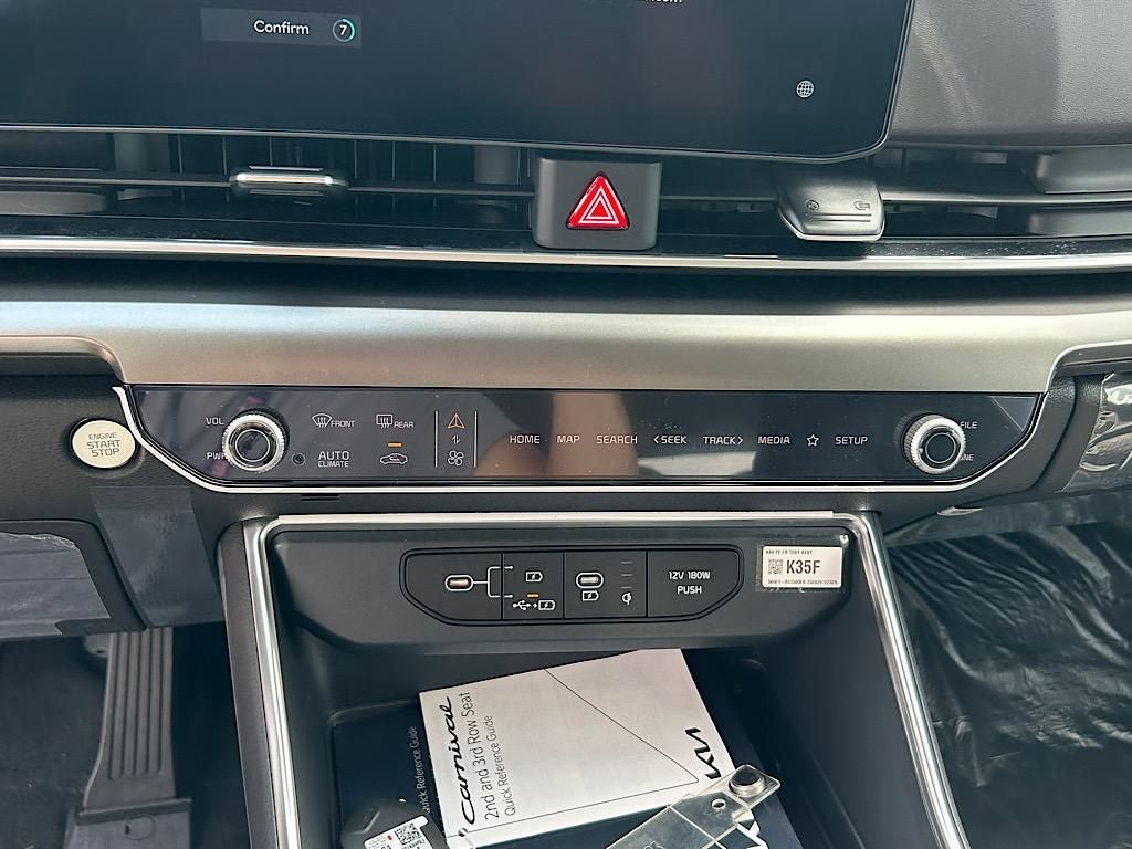 2025 Kia Carnival Hybrid SX