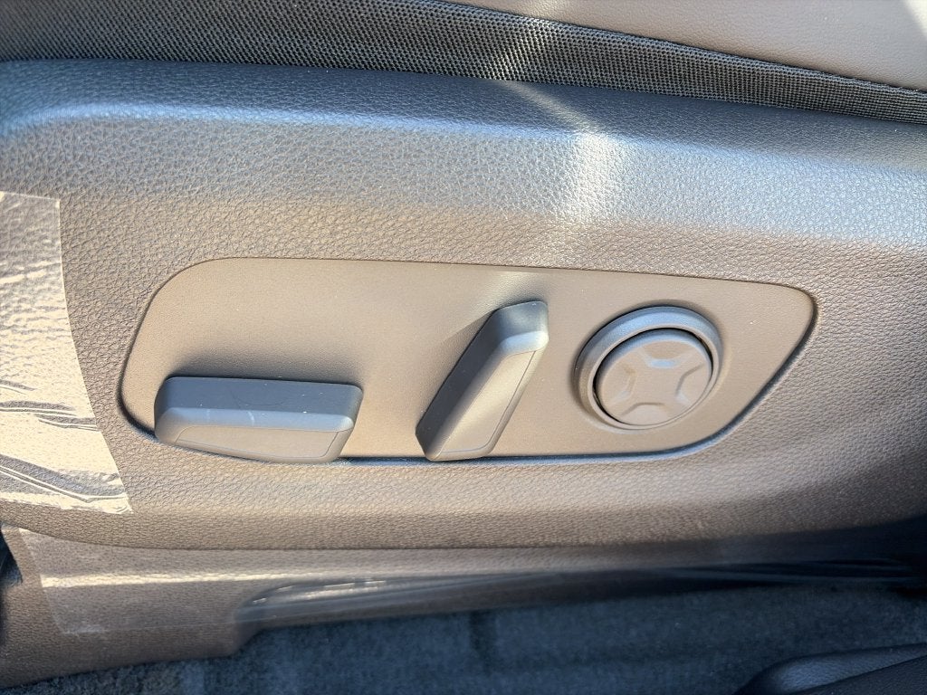2027 Kia Carnival Hybrid SX