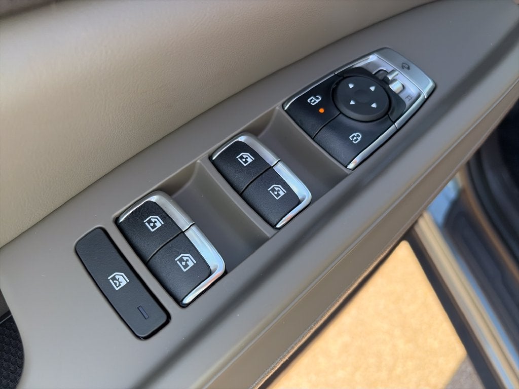 2027 Kia Carnival Hybrid SX