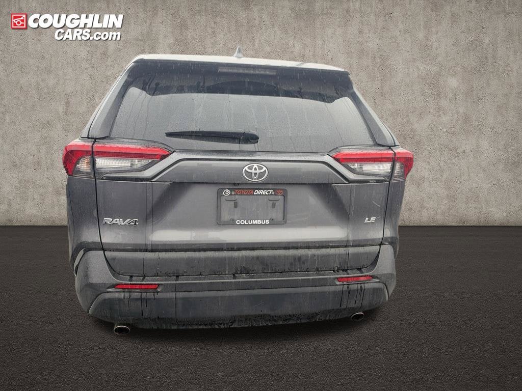 2023 Toyota RAV4 LE