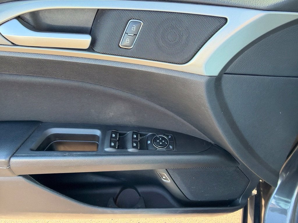 2018 Ford Fusion Hybrid SE
