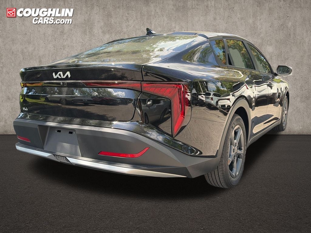 2026 Kia K4 LXS