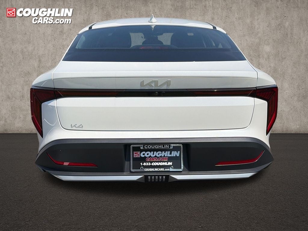 2026 Kia K4 LXS