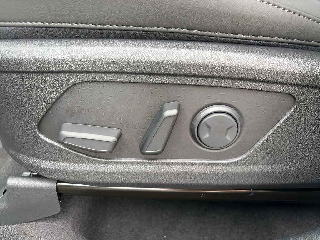 2026 Kia Sorento Base