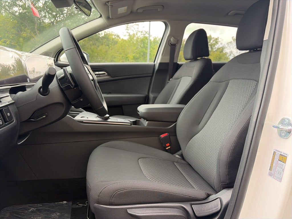 2027 Kia Sportage Hybrid LX