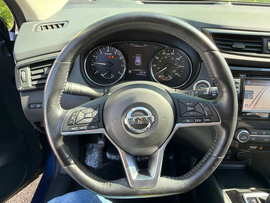 2017 Nissan Rogue Sport SV