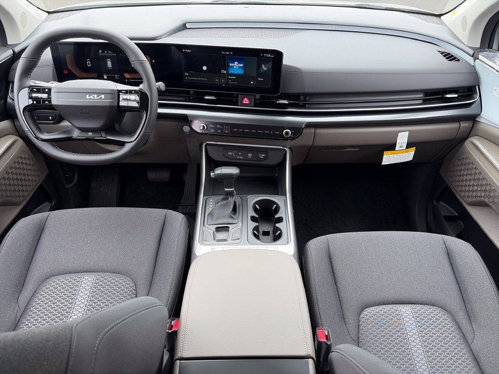 2027 Kia Carnival LX
