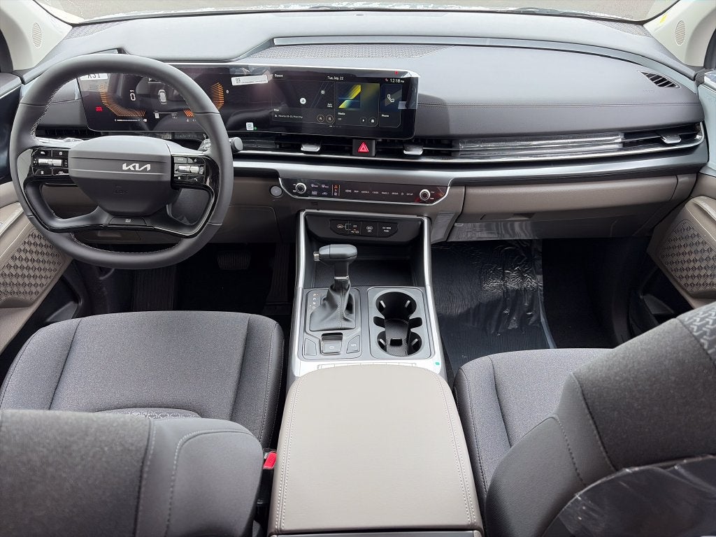 2027 Kia Carnival LX