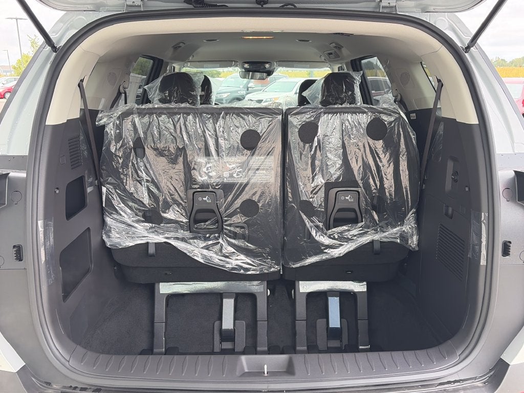 2027 Kia Carnival LX